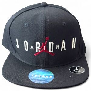 Air Jordan Youth Snapback Hat Black‎ Red Jumpman Logo Adjustable Nike Cap